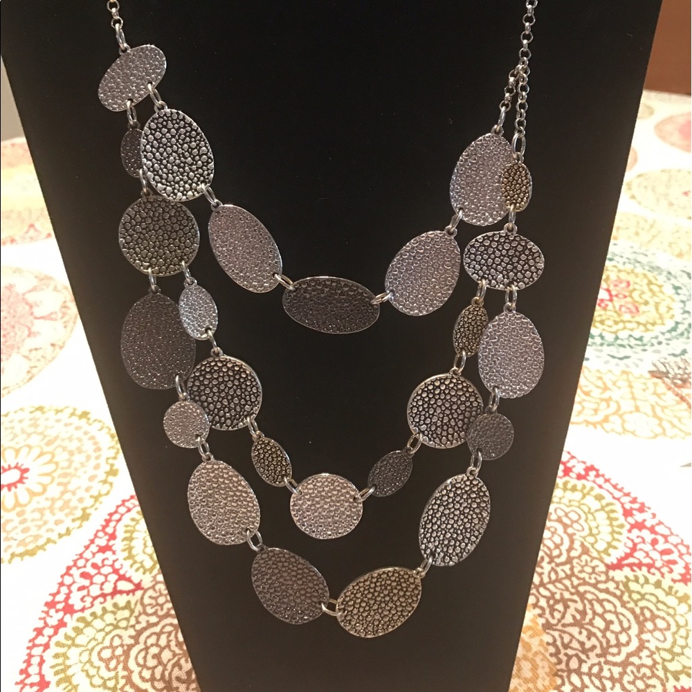 Bill Blass fashion Necklace